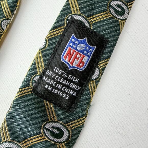 NFL Green Bay Packers Reversible Silk Tie 100% Silk Vintage Logo Pattern - Picture 10 of 16
